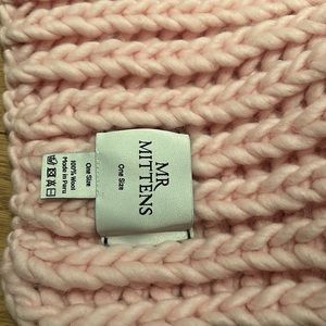 Mr mittens fisherman scarf baby pink